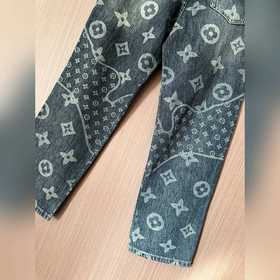 Джинсы Louis Vuitton Distressed Monogr