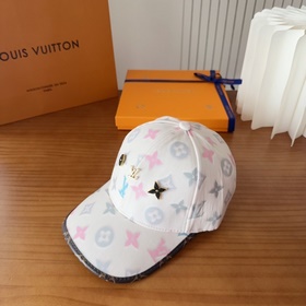 Аутентичная вышитая бейсболка Louis Vu