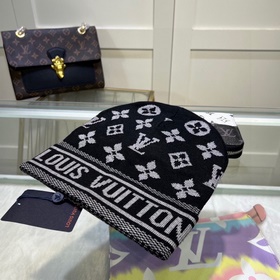 Louis Vuitton Вязаная шапка из кашемир