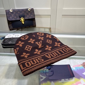 Louis Vuitton Вязаная шапка из кашемир