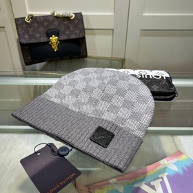 Louis Vuitton Вязаная шапка из кашемир