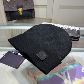 Louis Vuitton Вязаная шапка из кашемир