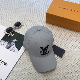 Бейсболка Louis Vuitton Новая бейсболк
