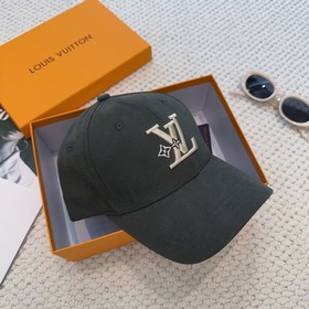 Бейсболка Louis Vuitton Новая бейсболк