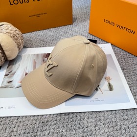 Бейсболка Louis Vuitton Новая бейсболк