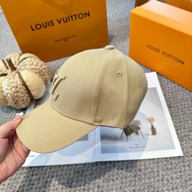 Бейсболка Louis Vuitton Новая бейсболк