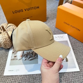 Бейсболка Louis Vuitton Новая бейсболк
