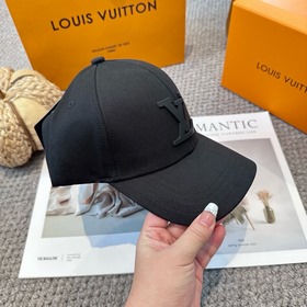 Бейсболка Louis Vuitton Новая бейсболк