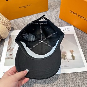 Бейсболка Louis Vuitton Новая бейсболк