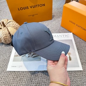Бейсболка Louis Vuitton Новая бейсболк