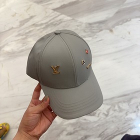 Бейсболка Louis Vuitton Легкая и дышащ