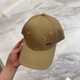 Бейсболка Louis Vuitton Легкая и дышащ