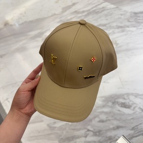Бейсболка Louis Vuitton Легкая и дышащ