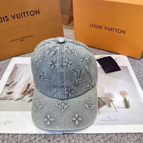 Бейсболка Louis Vuitton Новая бейсболк