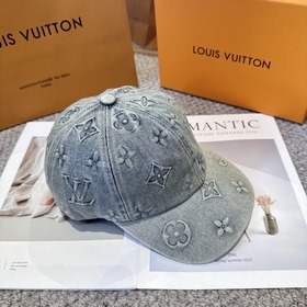 Бейсболка Louis Vuitton Новая бейсболк