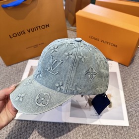 Бейсболка Louis Vuitton Новая бейсболк
