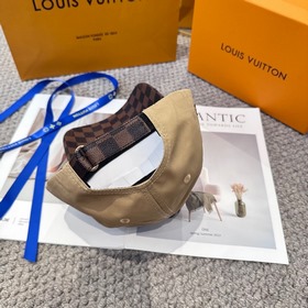 Бейсболка Louis Vuitton Новая бейсболк