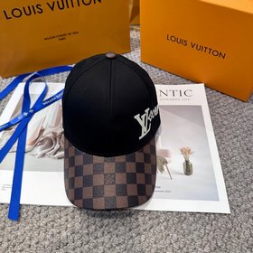 Бейсболка Louis Vuitton Новая бейсболк