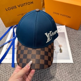 Бейсболка Louis Vuitton Новая бейсболк