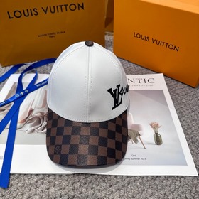 Бейсболка Louis Vuitton Новая бейсболк