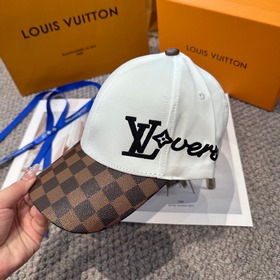 Бейсболка Louis Vuitton Новая бейсболк