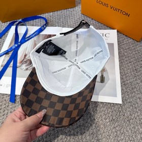 Бейсболка Louis Vuitton Новая бейсболк
