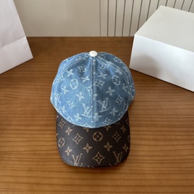 Бейсболка Louis Vuitton Легкая и дышащ