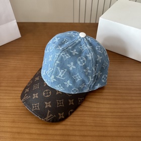 Бейсболка Louis Vuitton Легкая и дышащ
