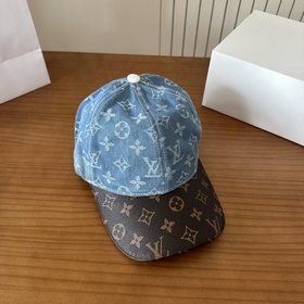 Бейсболка Louis Vuitton Легкая и дышащ