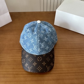 Бейсболка Louis Vuitton Легкая и дышащ