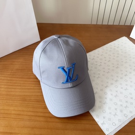 Бейсболка Louis Vuitton Новая бейсболк