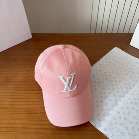 Бейсболка Louis Vuitton Новая бейсболк