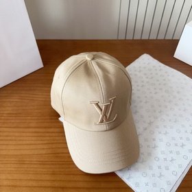 Бейсболка Louis Vuitton Новая бейсболк