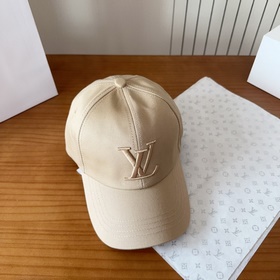 Бейсболка Louis Vuitton Новая бейсболк