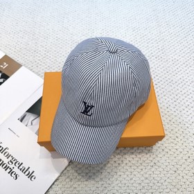 Бейсболка Louis Vuitton Новая бейсболк