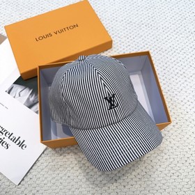 Бейсболка Louis Vuitton Новая бейсболк