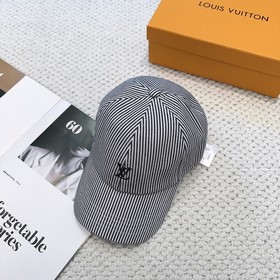 Бейсболка Louis Vuitton Новая бейсболк
