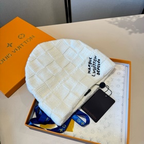Новая шерстяная шапка Louis Vuitton, б