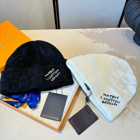 Новая шерстяная шапка Louis Vuitton, б
