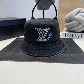 Бейсболка Louis Vuitton Новая джинсова