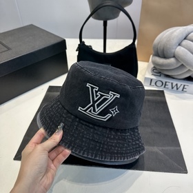 Бейсболка Louis Vuitton Новая джинсова