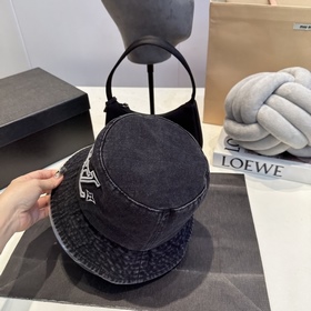 Бейсболка Louis Vuitton Новая джинсова