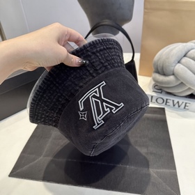 Бейсболка Louis Vuitton Новая джинсова