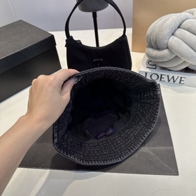 Бейсболка Louis Vuitton Новая джинсова