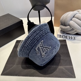 Бейсболка Louis Vuitton Новая бейсболк