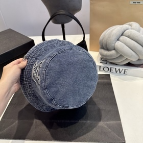 Бейсболка Louis Vuitton Новая бейсболк