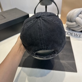 Бейсболка Louis Vuitton Новая бейсболк