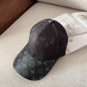 Бейсболка Louis Vuitton Легкая и дышащ