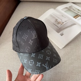 Бейсболка Louis Vuitton Легкая и дышащ
