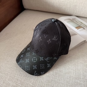 Бейсболка Louis Vuitton Легкая и дышащ
